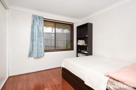 Property photo of 1/28 Spinebill Place Ingleburn NSW 2565