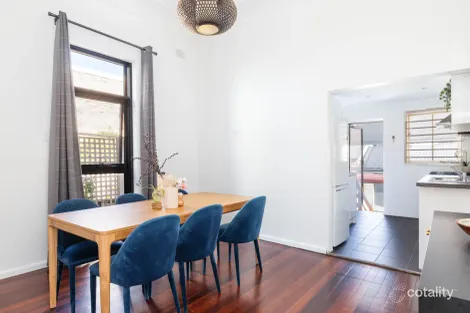 Property photo of 17 Kingston Road Camperdown NSW 2050