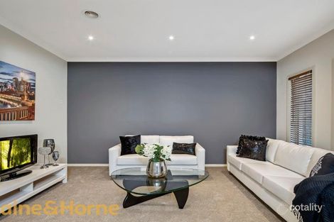 Property photo of 12 Cranwell Square Caroline Springs VIC 3023