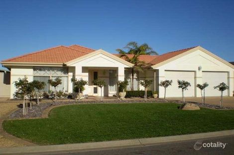 15 Clipper Ct, Encounter Bay, SA 5211
