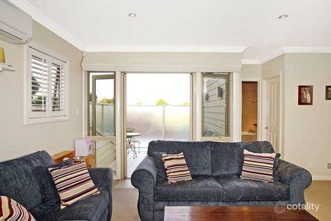 Property photo of 2/6 Huntingdon Street Newtown VIC 3220