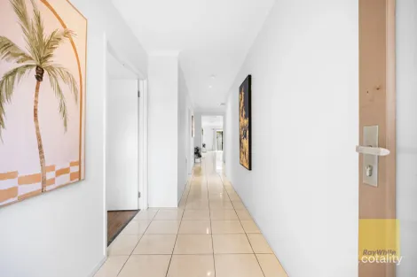 Property photo of 29 Maritime Circuit Point Cook VIC 3030