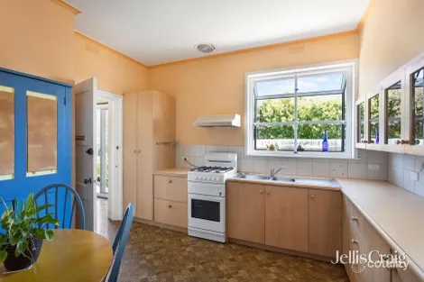 Property photo of 17 Crosbie Road Murrumbeena VIC 3163