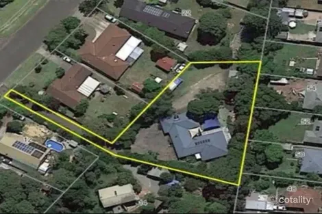 Property photo of 16 Lyndhurst Drive Bomaderry NSW 2541