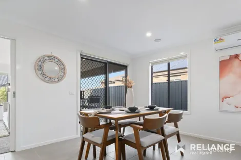 Property photo of 81 Grandvista Boulevard Werribee VIC 3030
