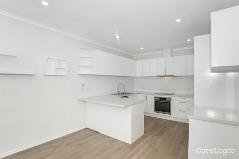 Property photo of 2/26 Quinlivan Road Pooraka SA 5095