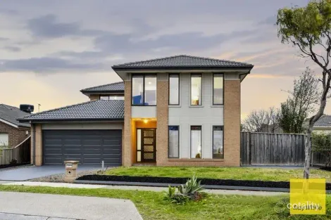 Property photo of 74 Sunset Views Boulevard Tarneit VIC 3029
