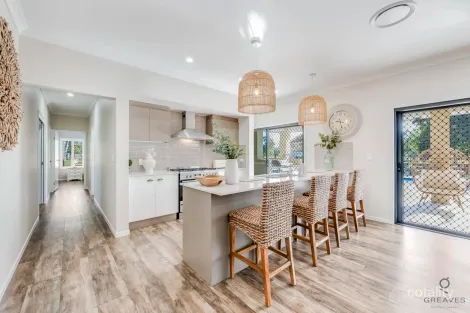 Property photo of 23 James Henderson Way Gooburrum QLD 4670