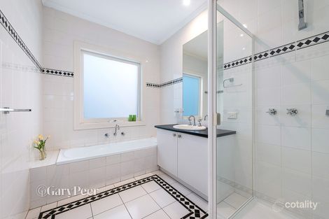 Property photo of 52 Teak Street Caulfield South VIC 3162