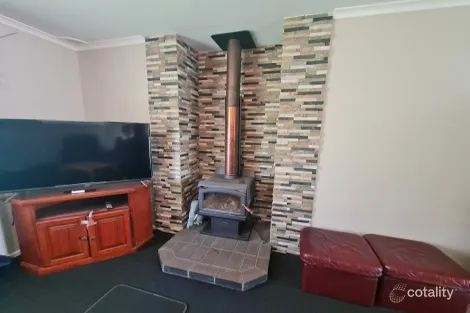 Property photo of 3 Broughton Street Orana WA 6330