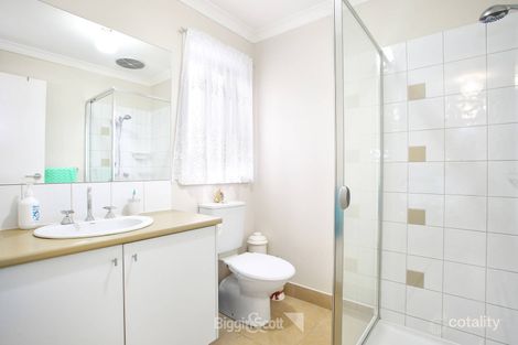 Property photo of 5 Ella Paige Place Carrum Downs VIC 3201