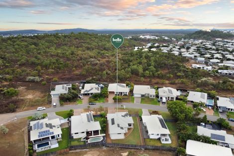Property photo of 10 Holbourne Street Bushland Beach QLD 4818