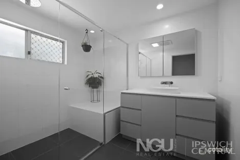Property photo of 4 Duncan Street Riverview QLD 4303