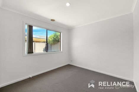 Property photo of 1 Bronhill Vista Point Cook VIC 3030