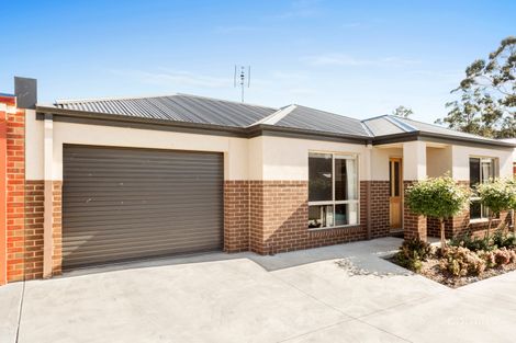 Property photo of 1/17 Edgewater Close Eaglehawk VIC 3556