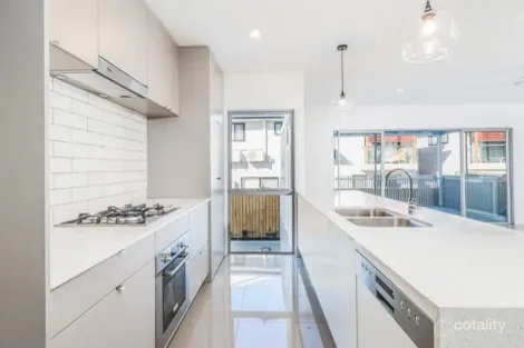 Property photo of 7/57 Beverley Street Morningside QLD 4170