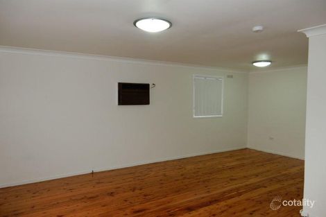 Property photo of 87 Jacaranda Drive Georges Hall NSW 2198