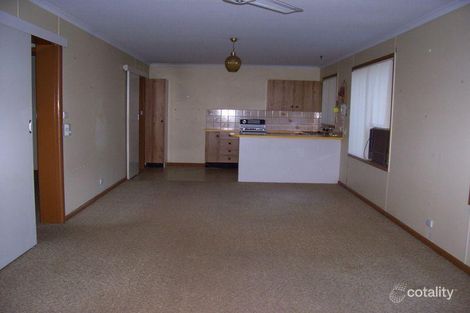Property photo of 12 Calga Crescent Catalina NSW 2536