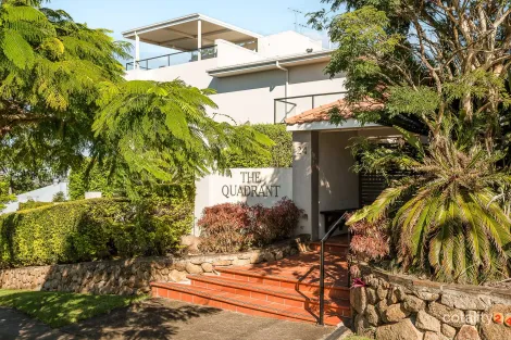 Property photo of 18/24 Philip Street Hawthorne QLD 4171