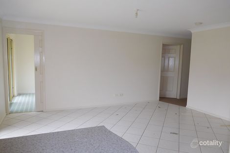 8 Stead Pl, Casula, NSW 2170