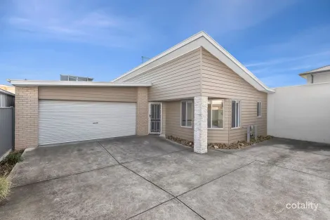 2/1323 Murradoc Rd, St Leonards, VIC 3223