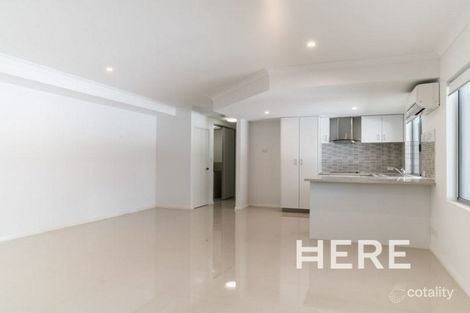 2/266 Fulham St, Cloverdale, WA 6105