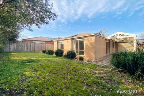 Property photo of 9 Kimberley Grove Pakenham VIC 3810