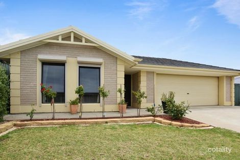 32 Chambers Ct, Encounter Bay, SA 5211