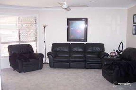 Property photo of 174 Mildura Drive Helensvale QLD 4212