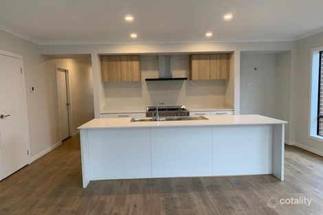 Property photo of 34 Labichea Street Craigieburn VIC 3064