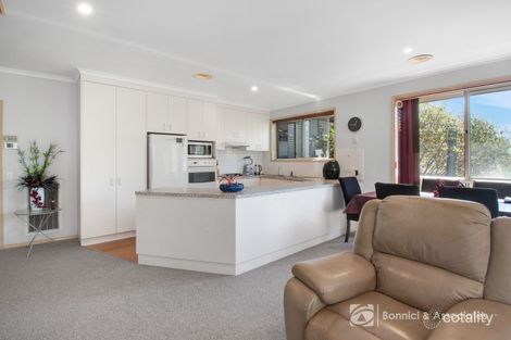 Property photo of 13 Park Lane Wodonga VIC 3690