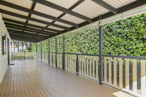 Property photo of 17 Fossickers Court Southside QLD 4570