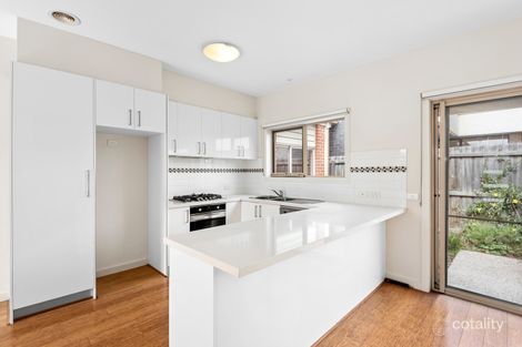 Property photo of 2/233 Roslyn Road Highton VIC 3216