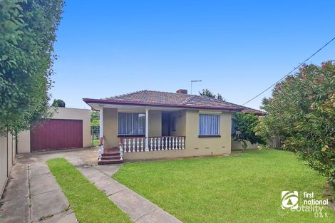 Property photo of 3 Roxy Mews Deer Park VIC 3023