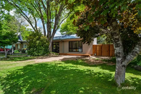 64 Mountbatten Ave, Bright, VIC 3741