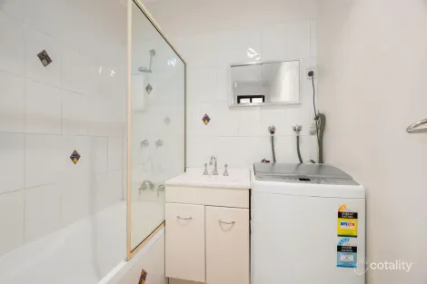 Property photo of 64 Mountbatten Avenue Bright VIC 3741