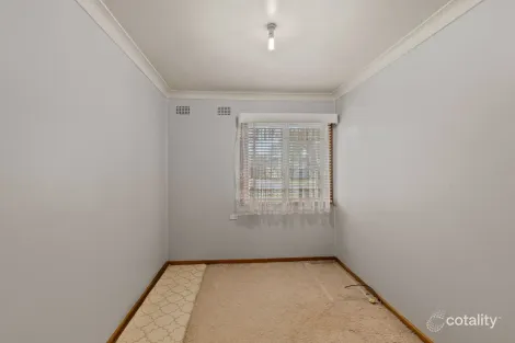 Property photo of 55 Bambil Crescent Dapto NSW 2530
