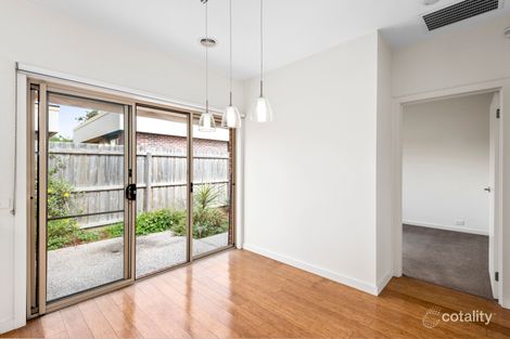 Property photo of 2/233 Roslyn Road Highton VIC 3216