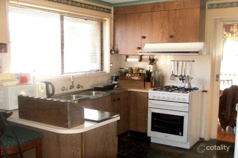 Property photo of 6 Holroyd Drive Epping VIC 3076