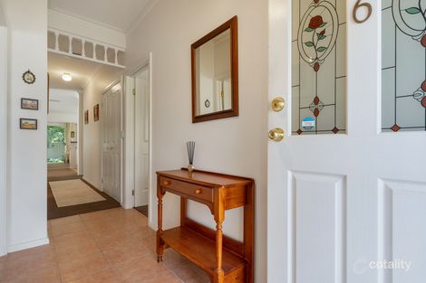 Property photo of 6 Jacaranda Place Craigieburn VIC 3064