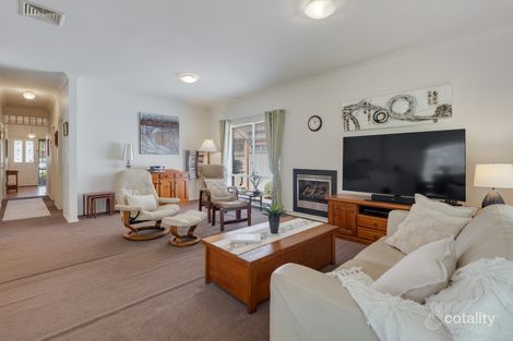 Property photo of 6 Jacaranda Place Craigieburn VIC 3064