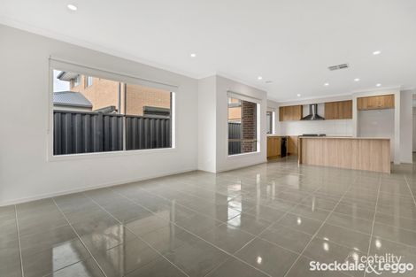 Property photo of 32 Elbrus Street Truganina VIC 3029