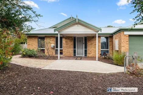 Property photo of 12 Honeyeater Drive Silverleaves VIC 3922