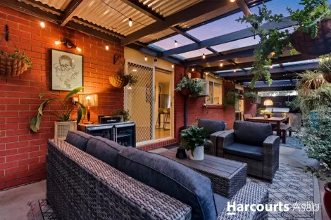 Property photo of 90 Oaktree Drive Hampton Park VIC 3976