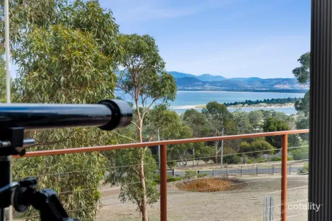 Property photo of 3 Whitefoord Parade Dodges Ferry TAS 7173