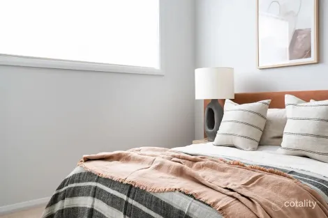 Property photo of 75 Bluebell Crescent Spring Farm NSW 2570