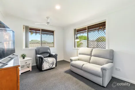 Property photo of 1/4 Plover Close Yamba NSW 2464