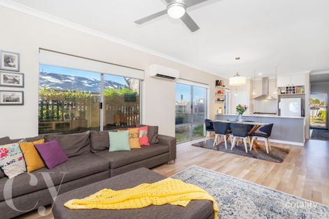26 Hilory St, Coolbellup, WA 6163