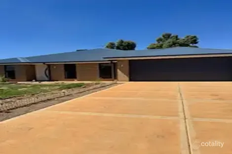 31 Phoenix Pl, South Kalgoorlie, WA 6430