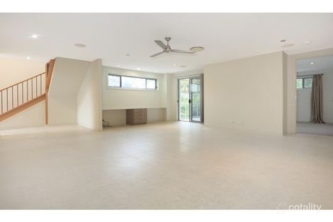 Property photo of 2/51 Canada Place Arundel QLD 4214